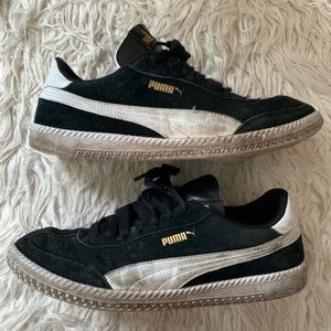 Puma sneakers